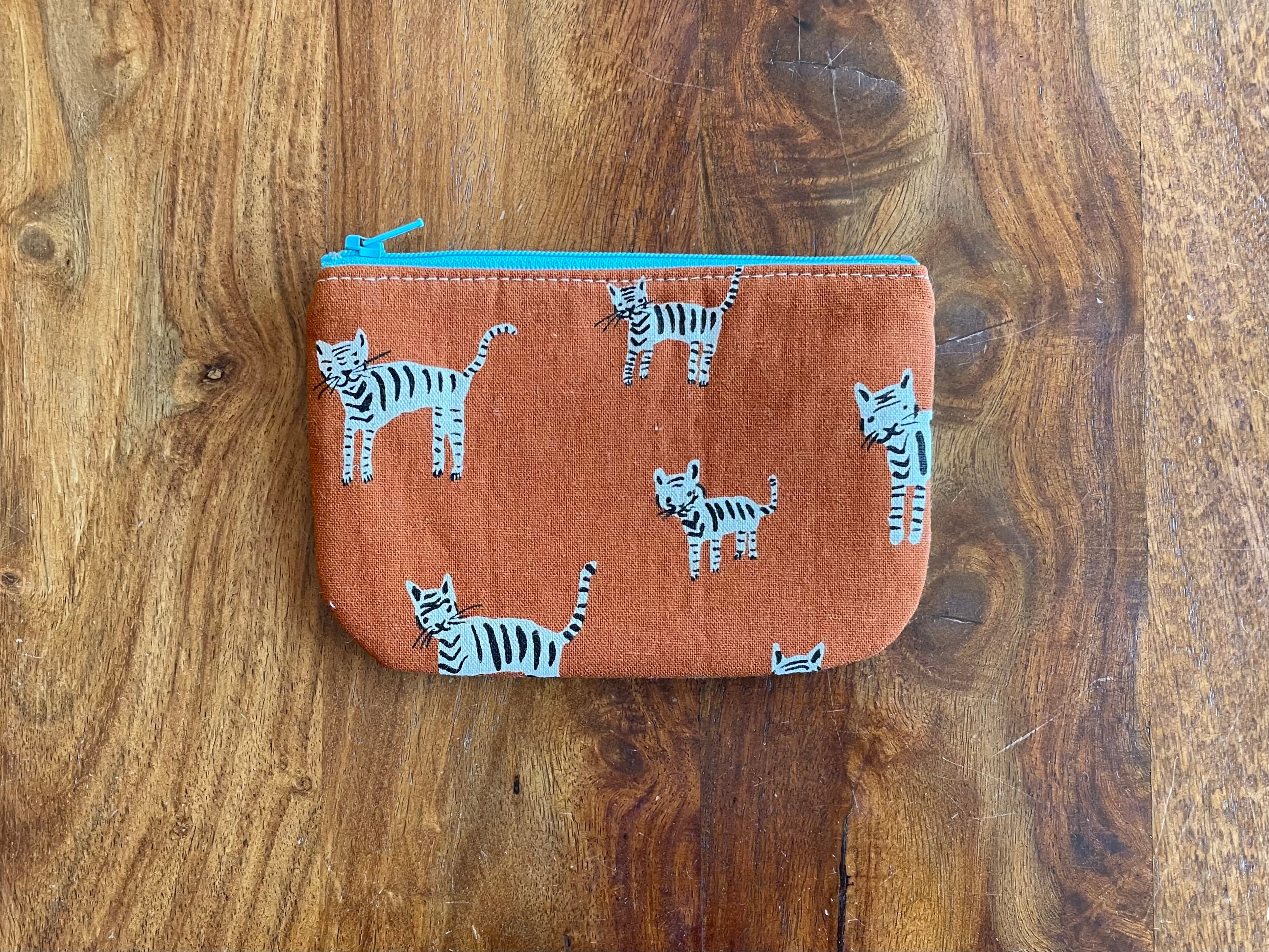 Rounded Corner Zipper Pouch Rust Tigers